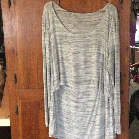 Motherhood Maternity Tops - Motherhood nursing shirt size xl